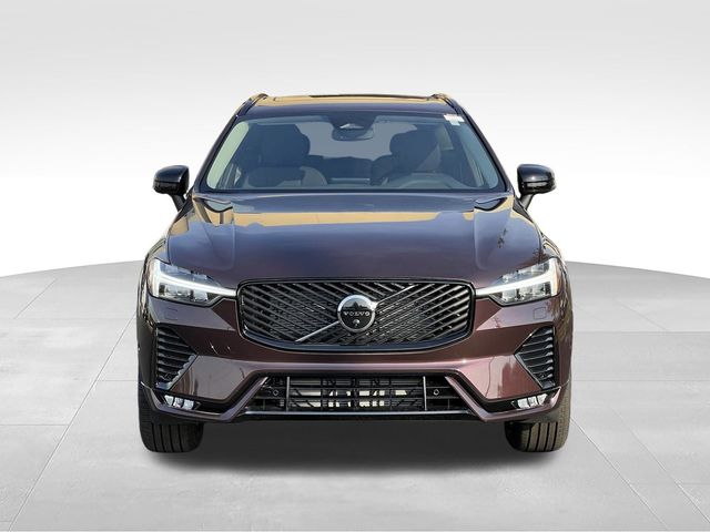 2026 Volvo XC60 Plus