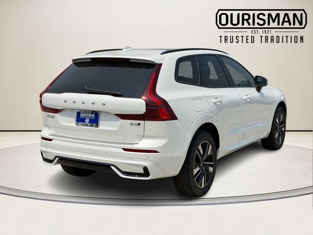 2026 Volvo XC60 Plus