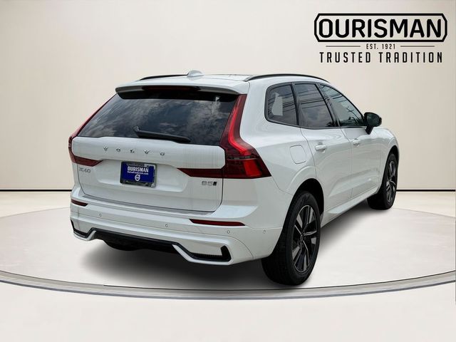 2026 Volvo XC60 Plus