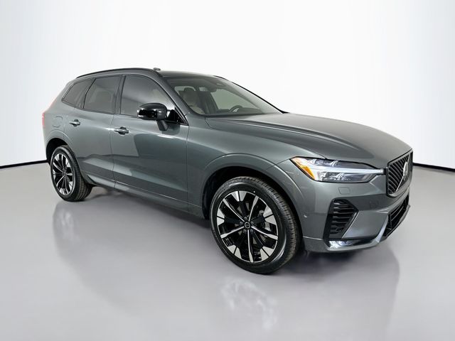 2026 Volvo XC60 Plus