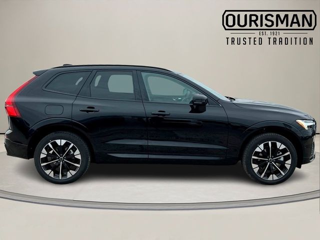 2026 Volvo XC60 Plus