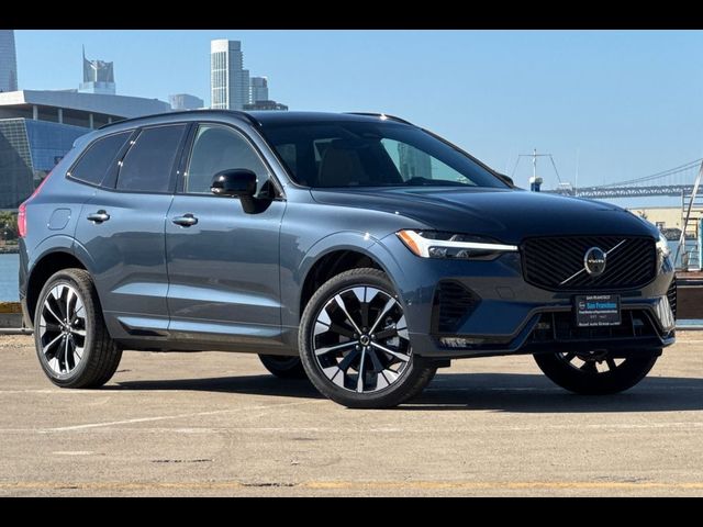 2026 Volvo XC60 Plus