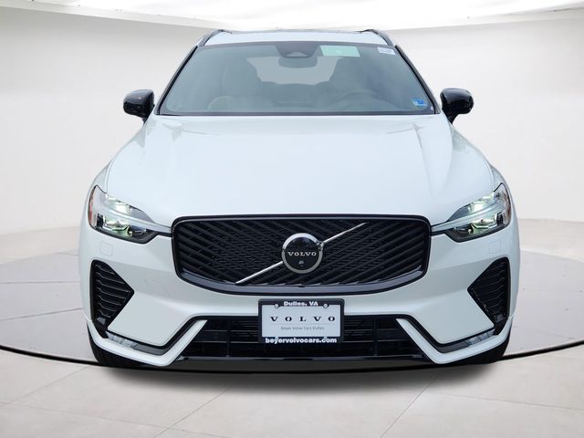 2026 Volvo XC60 Plus