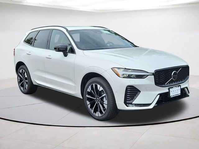 2026 Volvo XC60 Plus