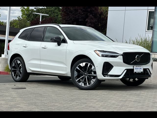 2026 Volvo XC60 Plus