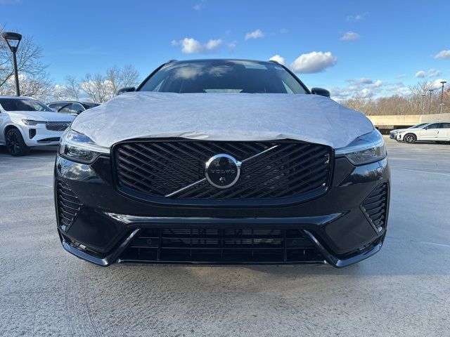 2026 Volvo XC60 Plus