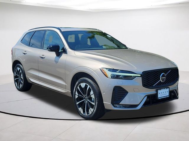 2026 Volvo XC60 Plus