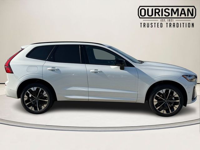 2026 Volvo XC60 Plus