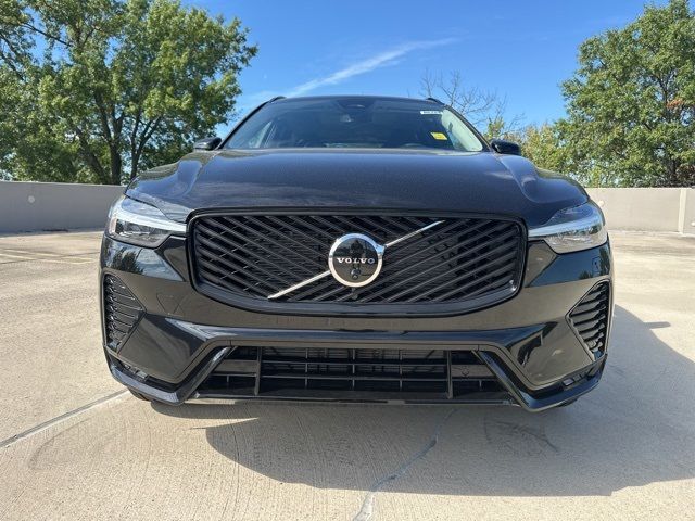 2026 Volvo XC60 Plus