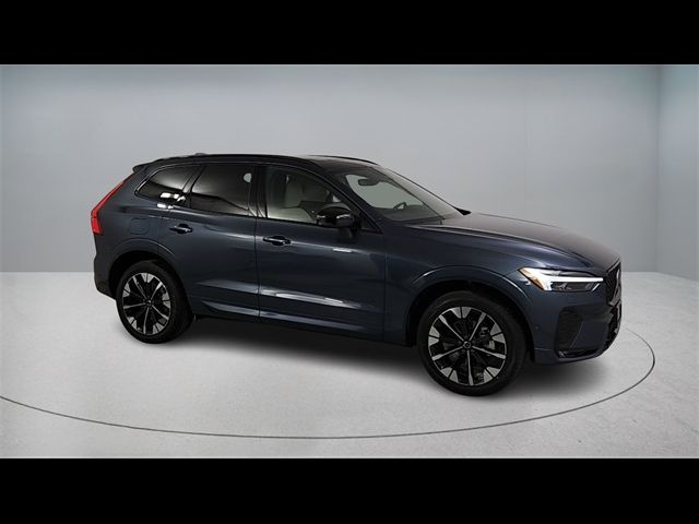 2026 Volvo XC60 Plus