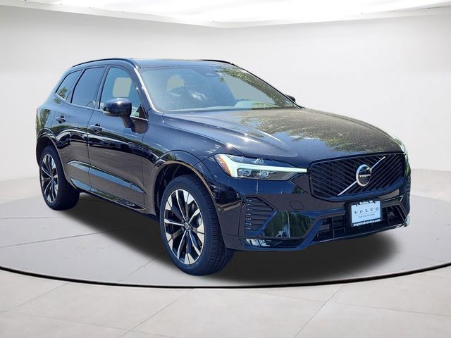 2026 Volvo XC60 Plus