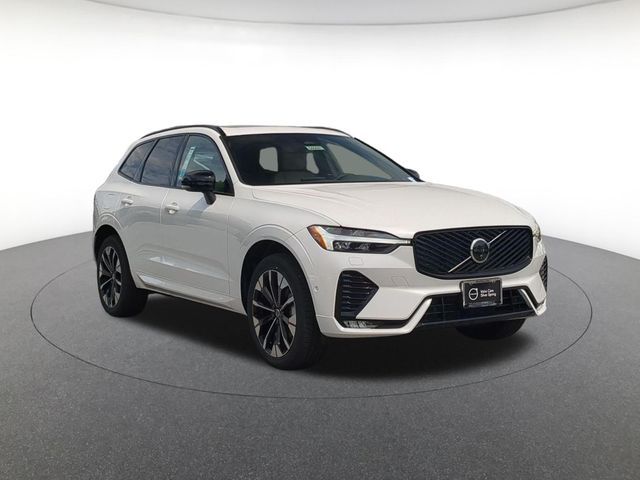 2026 Volvo XC60 Plus
