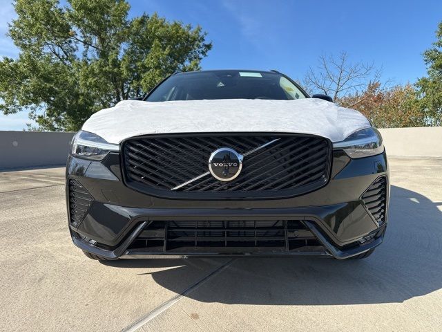 2026 Volvo XC60 Plus