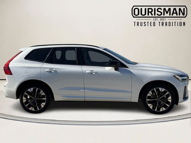 2026 Volvo XC60 Plus