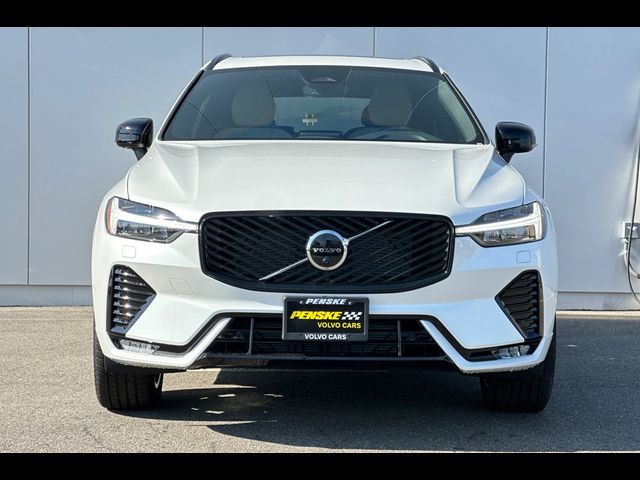 2026 Volvo XC60 Plus