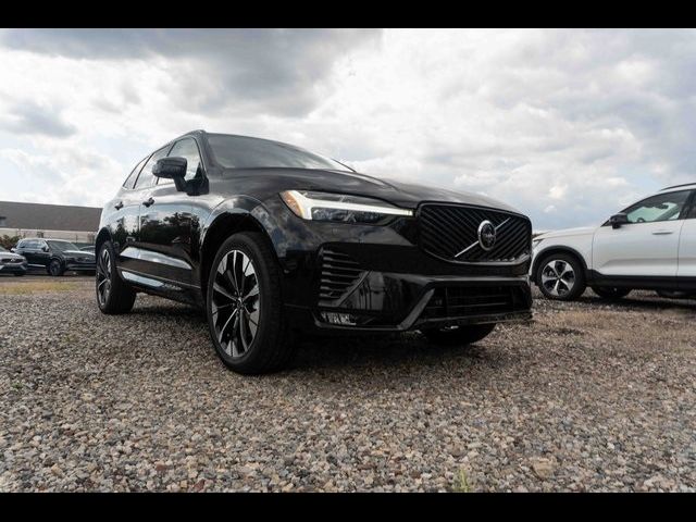 2026 Volvo XC60 Plus
