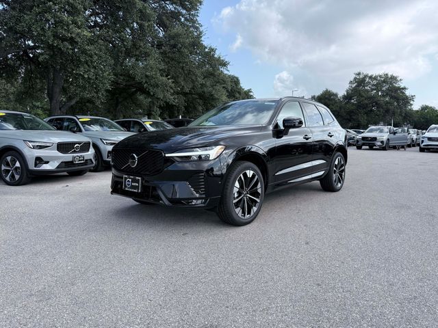 2026 Volvo XC60 Plus