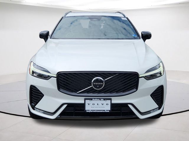 2026 Volvo XC60 Plus
