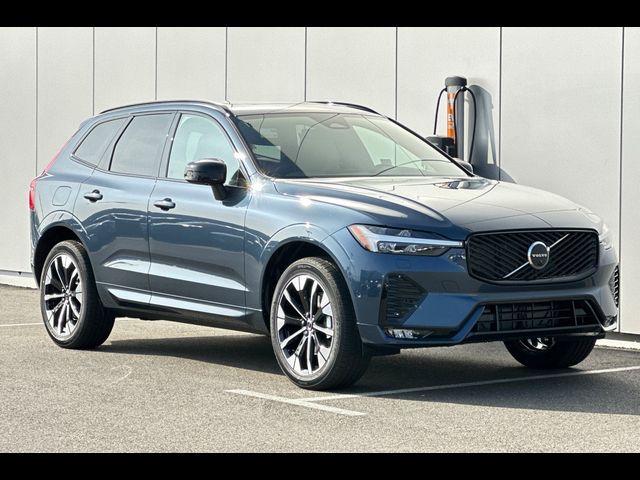 2026 Volvo XC60 Plus