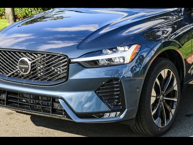 2026 Volvo XC60 Plus