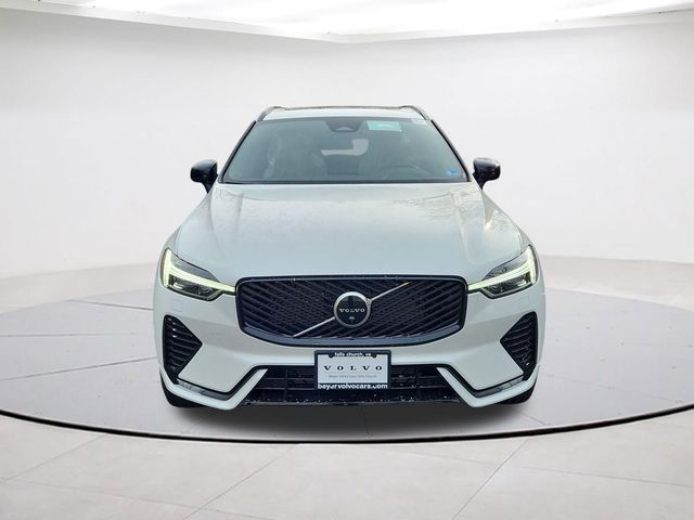 2026 Volvo XC60 Plus