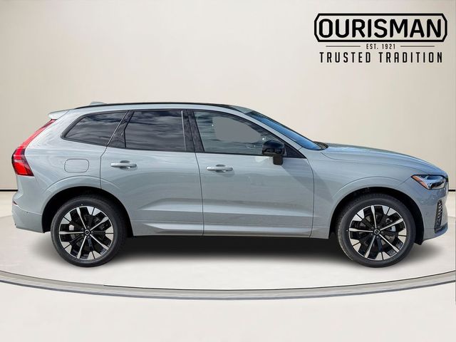 2026 Volvo XC60 Plus