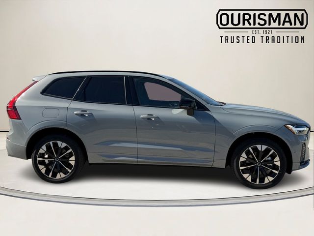 2026 Volvo XC60 Plus