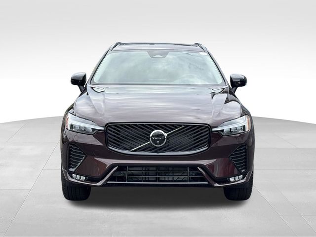 2026 Volvo XC60 Plus