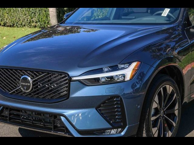 2026 Volvo XC60 Plus