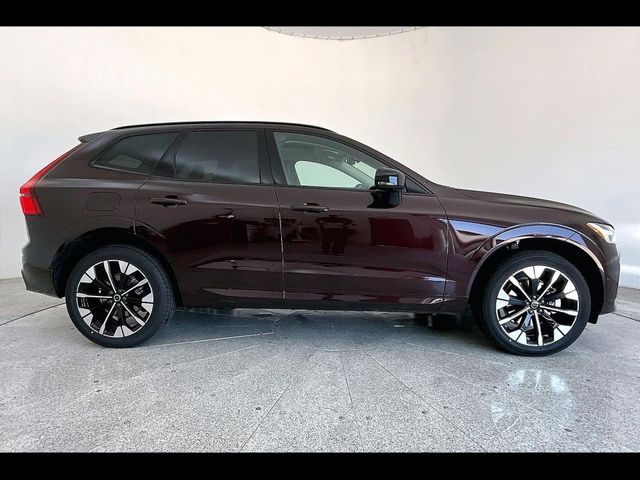 2026 Volvo XC60 Plus