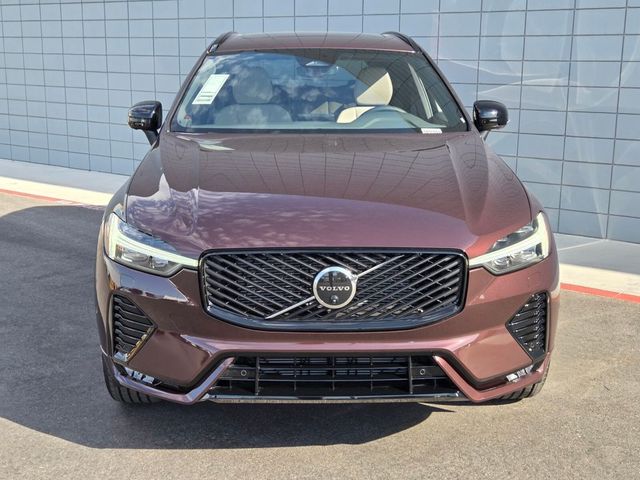 2026 Volvo XC60 Plus