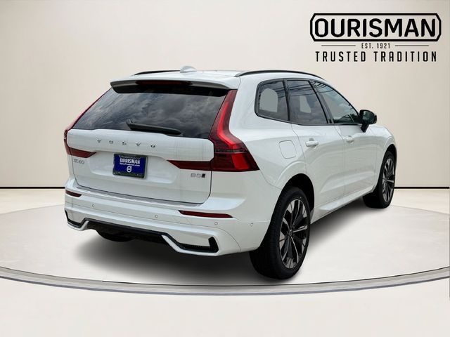 2026 Volvo XC60 Plus