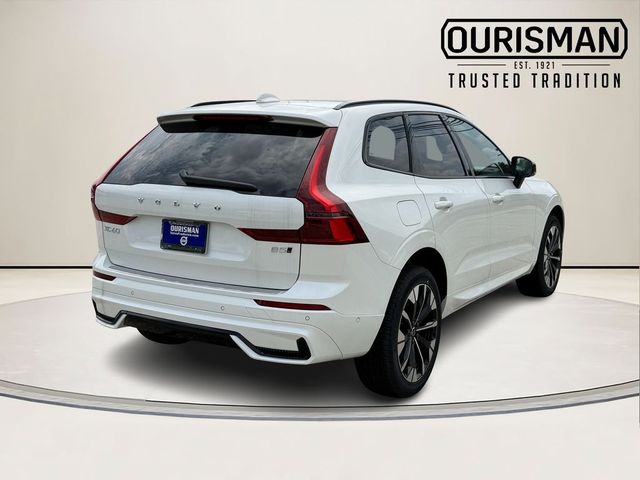 2026 Volvo XC60 Plus
