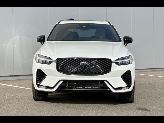 2026 Volvo XC60 Plus