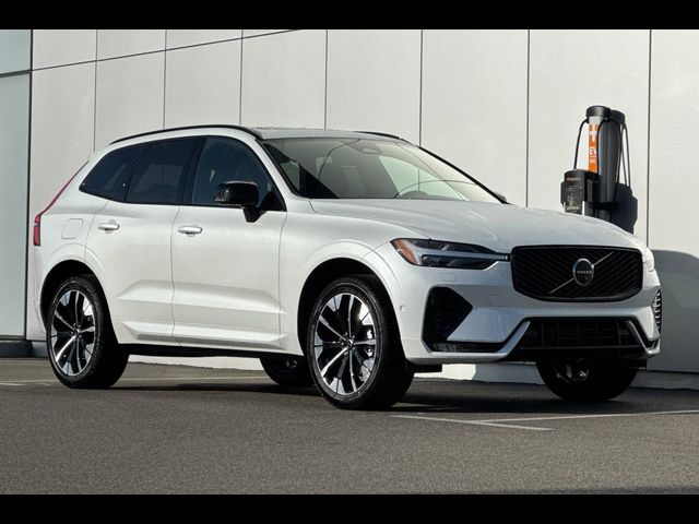 2026 Volvo XC60 Plus