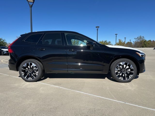 2026 Volvo XC60 Plus