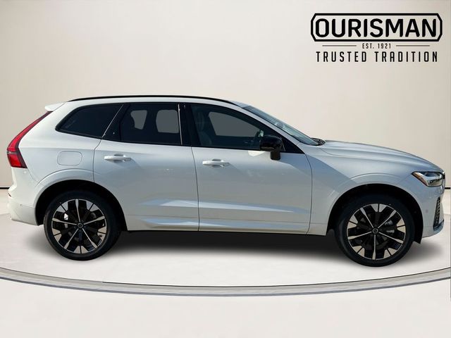 2026 Volvo XC60 Plus