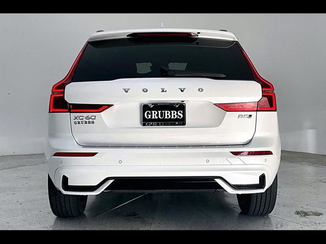 2026 Volvo XC60 Plus