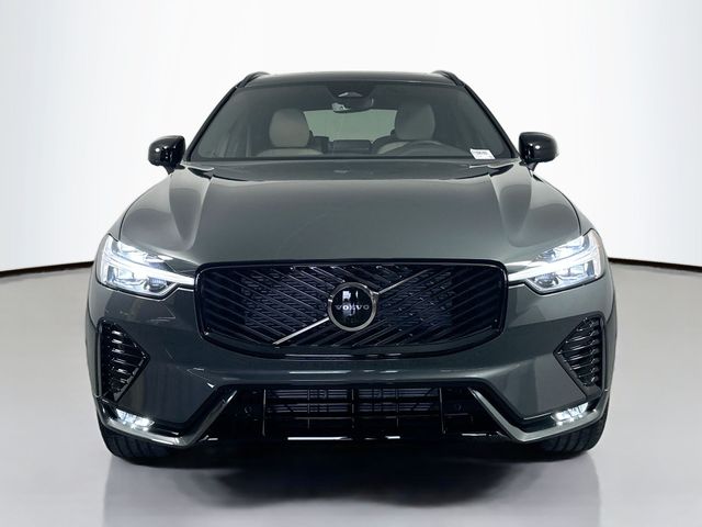 2026 Volvo XC60 Plus