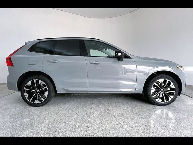 2026 Volvo XC60 Plus