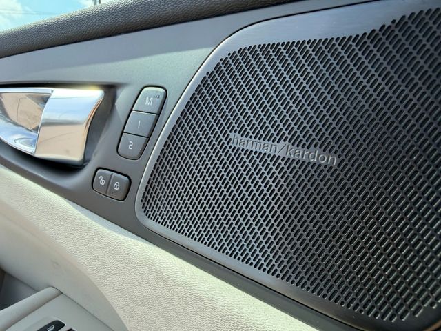 2026 Volvo XC60 Ultra