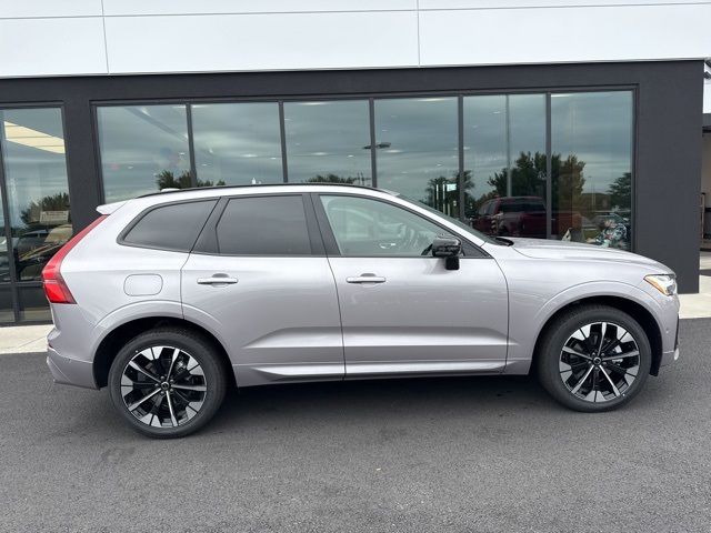 2026 Volvo XC60 Plus