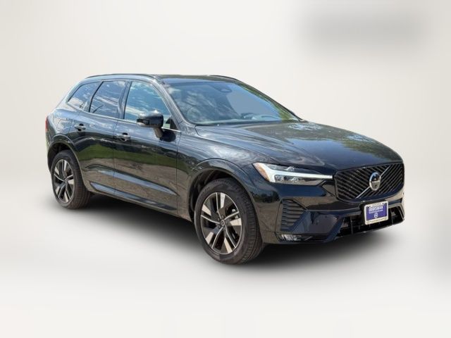 2026 Volvo XC60 Plus