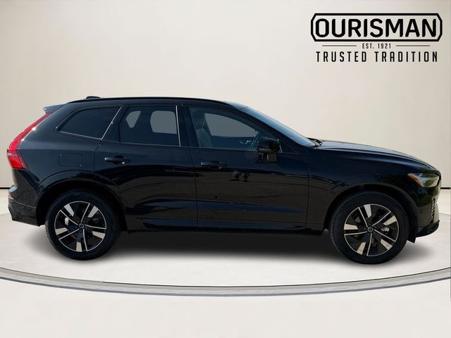 2026 Volvo XC60 Plus