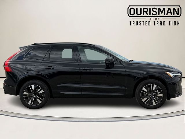2026 Volvo XC60 Plus