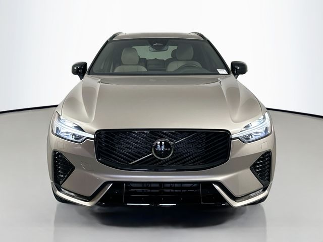 2026 Volvo XC60 Plus