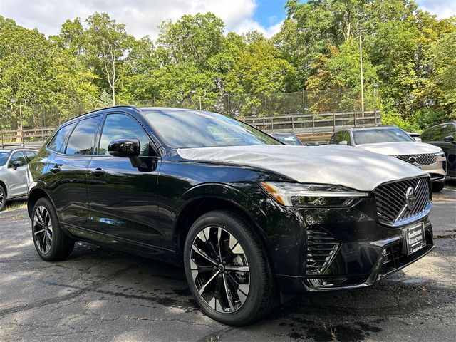 2026 Volvo XC60 Plus