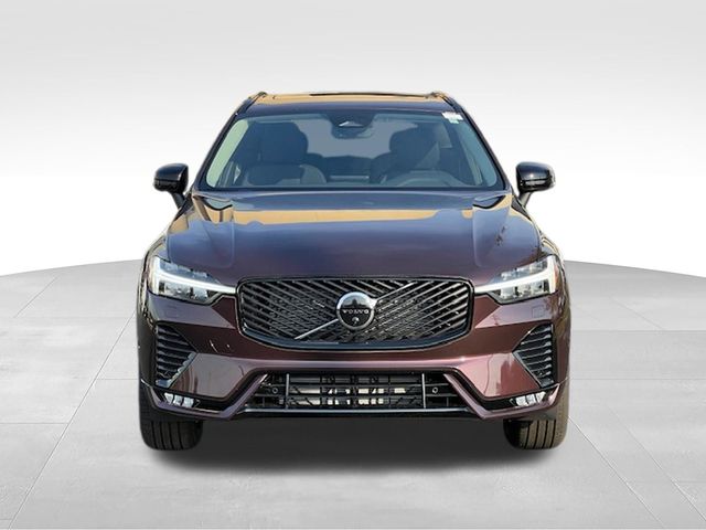 2026 Volvo XC60 Plus