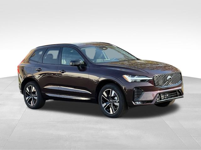 2026 Volvo XC60 Plus