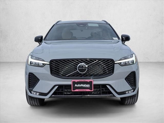 2026 Volvo XC60 Core